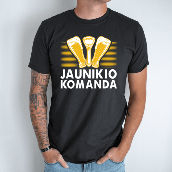 juoda-bernvakario-marskineliai-komanda