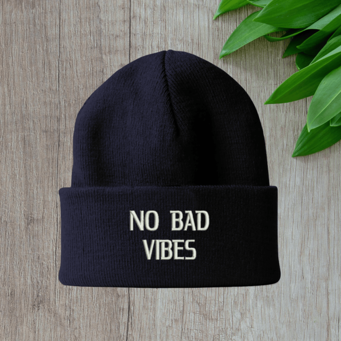 dark-blue-ziemine-kepure-no-bad-vibes