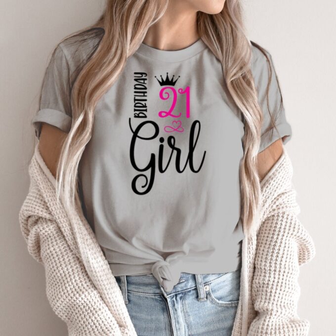 Unisex marškinėliai su spauda „Girl 21“ - Image 2