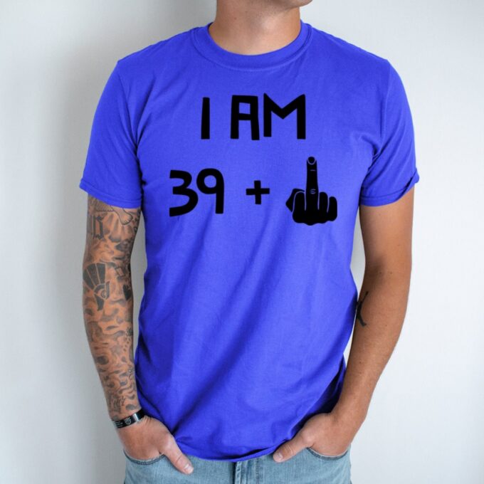 Unisex marškinėliai su spauda „40 metų“ - Image 3