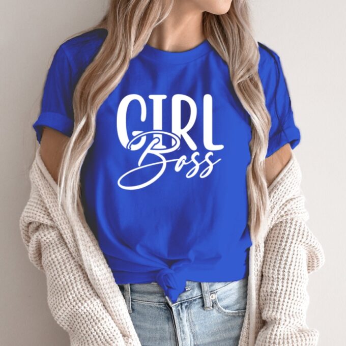 Moteriški marškinėliai „Girl Boss“ - Image 2