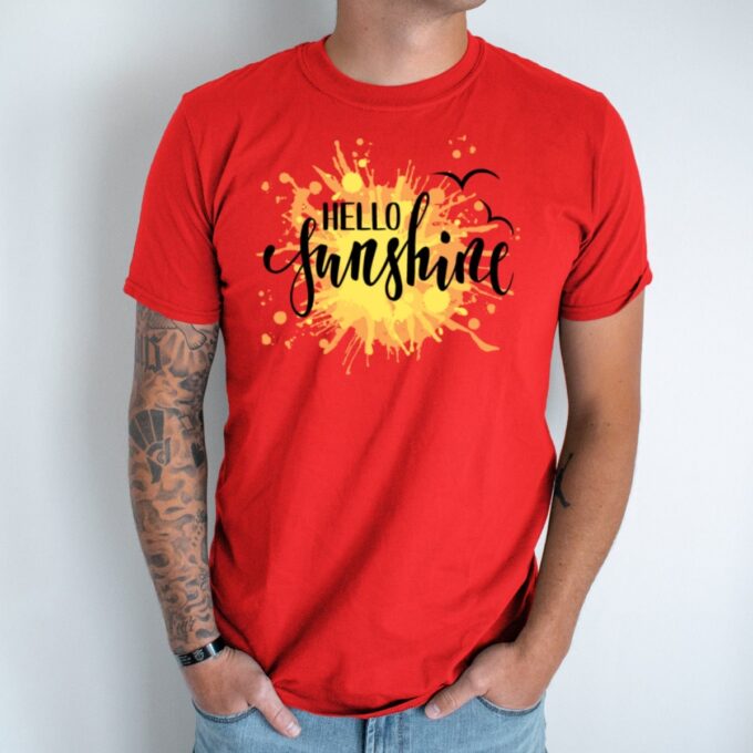 Unisex marškinėliai su spauda „Spinduliai“ - Image 5