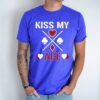 Unisex marškinėliai su spauda „Kiss My Ace“ - Image 2