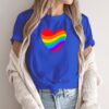 Unisex marškinėliai su spauda „LGBT Širdelė“ - Image 4