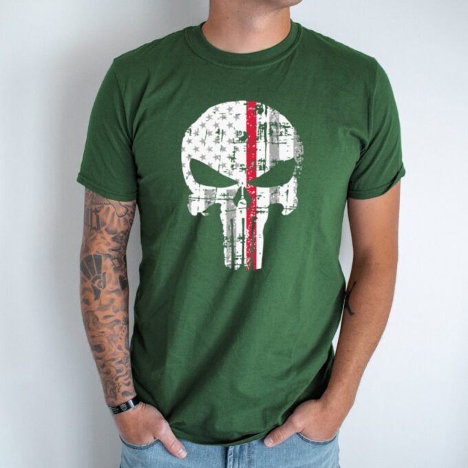 Unisex marškinėliai su spauda „The Punisher“ - Image 3