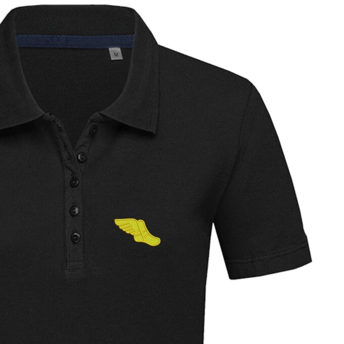 Moteriški polo marškinėliai „Greičio batai“ - Image 2