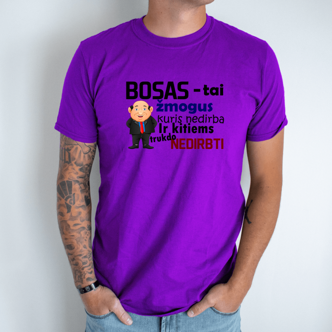 Unisex marškinėliai su spauda „Bosas - tai...“ - Image 3