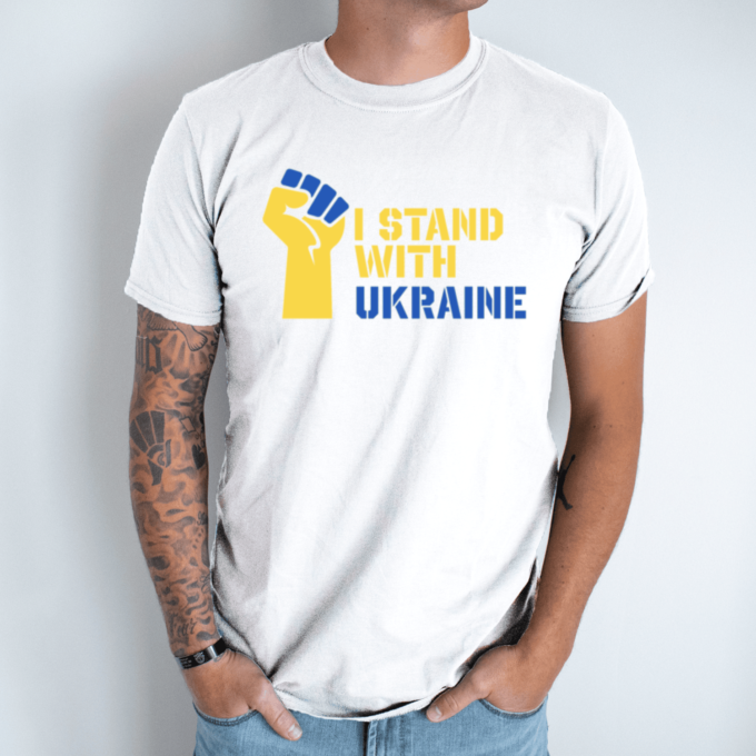 balta-vyriski-marskineliai-i-stand-with-ukraine-2