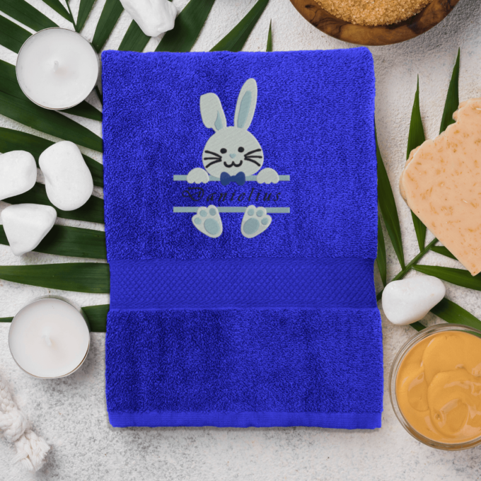blue-ranksluostis-zuikis-berniuko-vardas