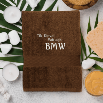 brown-ranksluostis-bmw