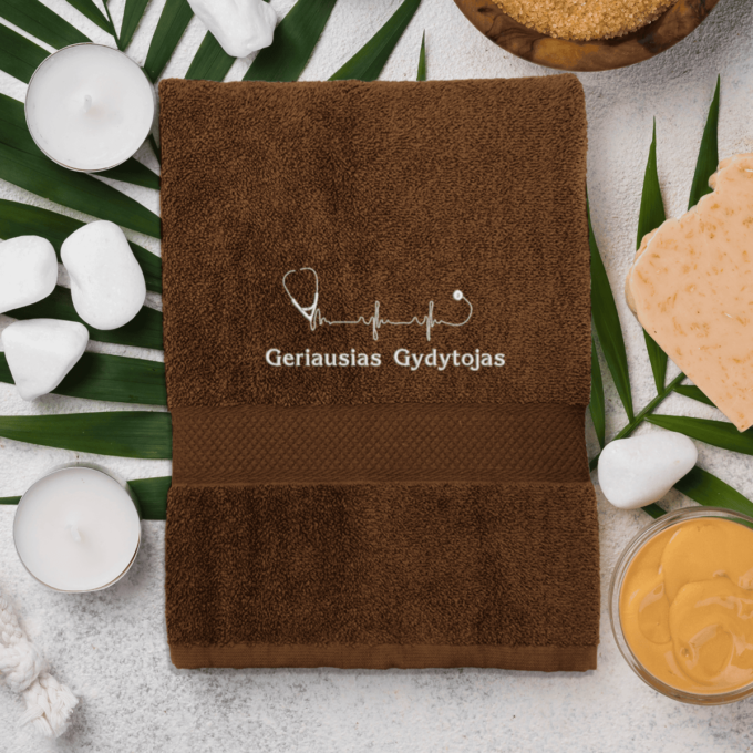 brown-ranksluostis-geriausias-gydytojas