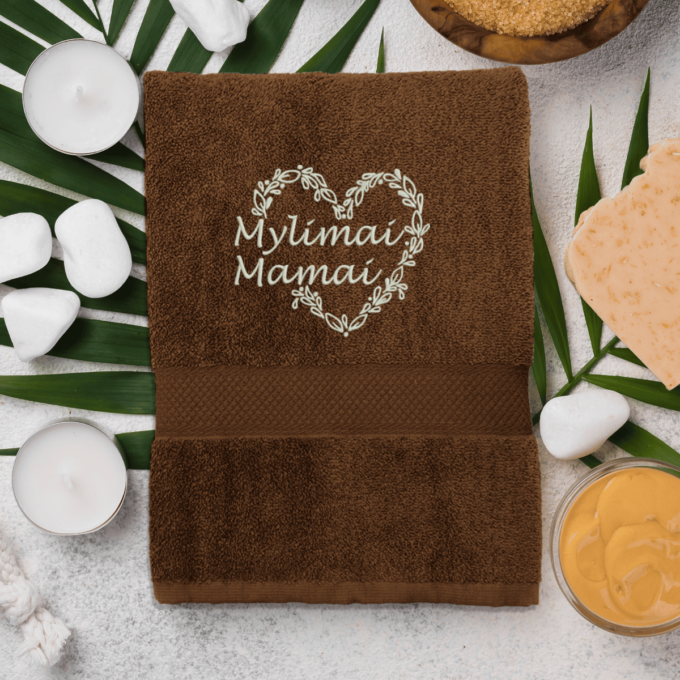brown-ranksluostis-mylimai-mamai