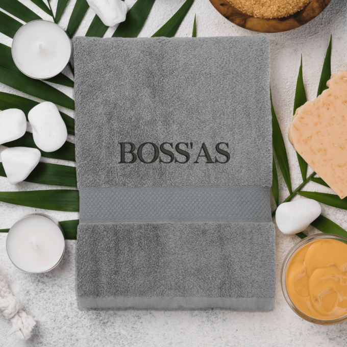 grey-ranksluostis-bossas-2