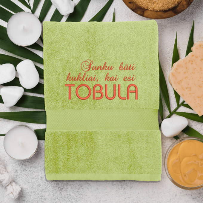 salad-ranksluostis-tobula-2