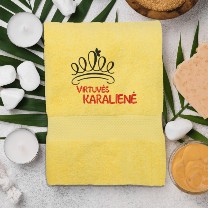 yellow-ranksluostis-virtuves-karaliene-2