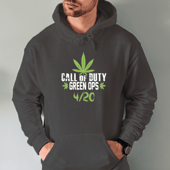 Unisex džemperis su spauda „Call of Duty: Green Ops“ - Image 4