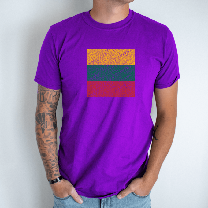 Unisex marškinėliai su spauda „Lietuvos vėliava“ - Image 3