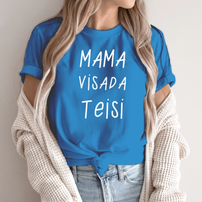 sviesiai-melyna-
