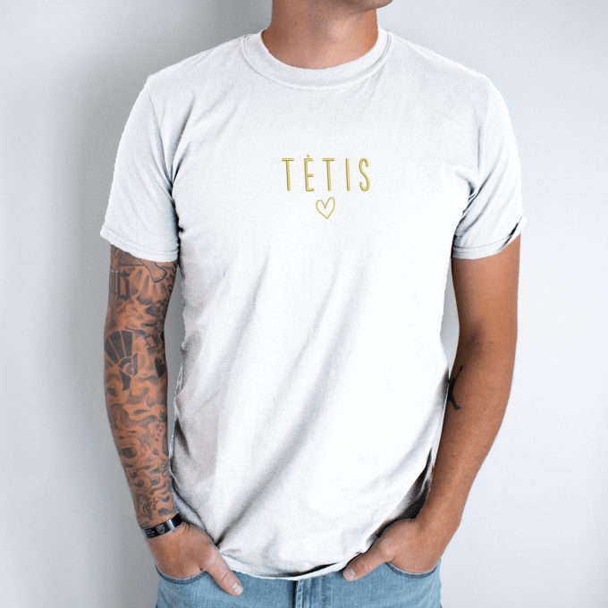 Siuvinėti unisex marškinėliai „Tėtis“ - Image 2