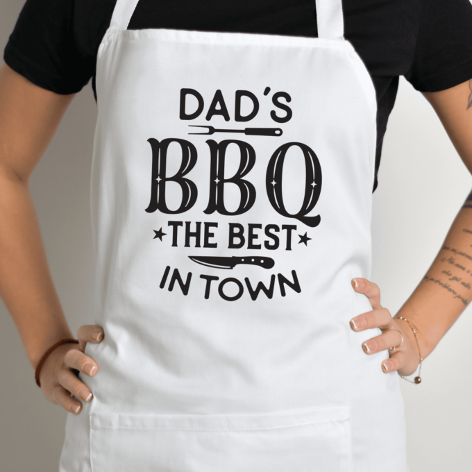 Balta prijuostė su spauda „Dad's BBQ Best“