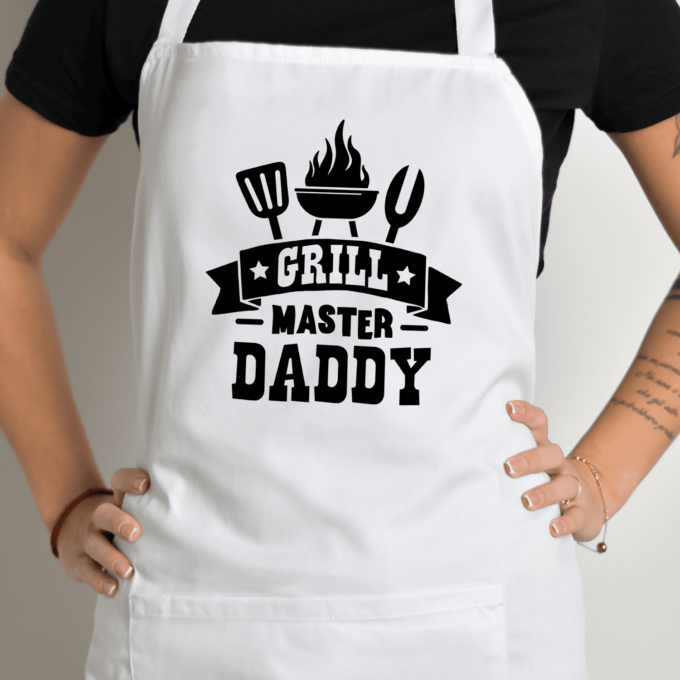 Balta prijuostė su spauda „Grill Master Daddy“