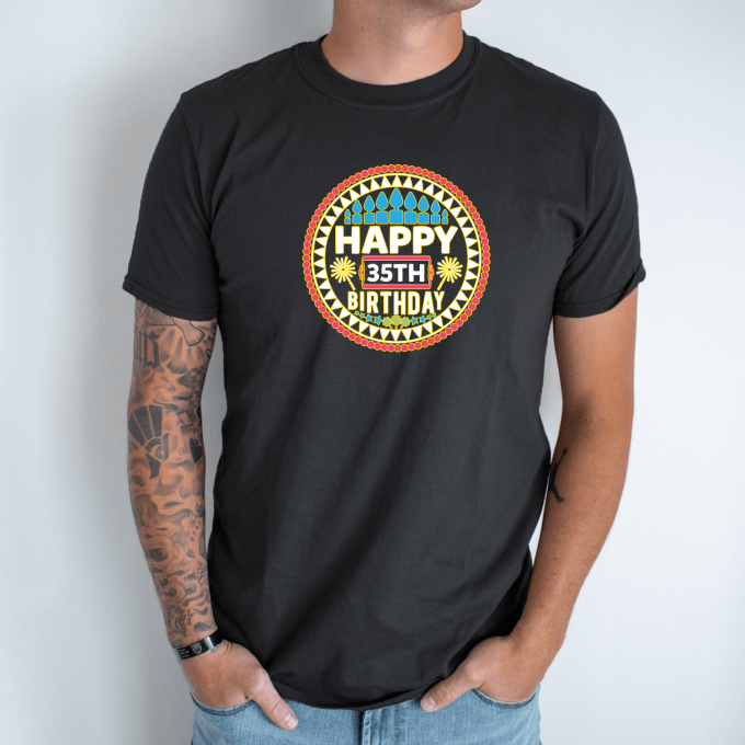 Unisex marškinėliai su spauda „Happy 35th“ - Image 6