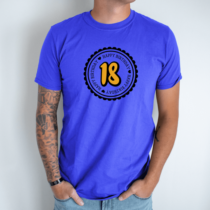 Unisex marškinėliai su spauda „18 Happy birthday“ - Image 3