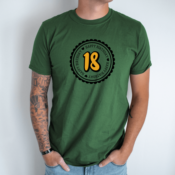 Unisex marškinėliai su spauda „18 Happy birthday“ - Image 6