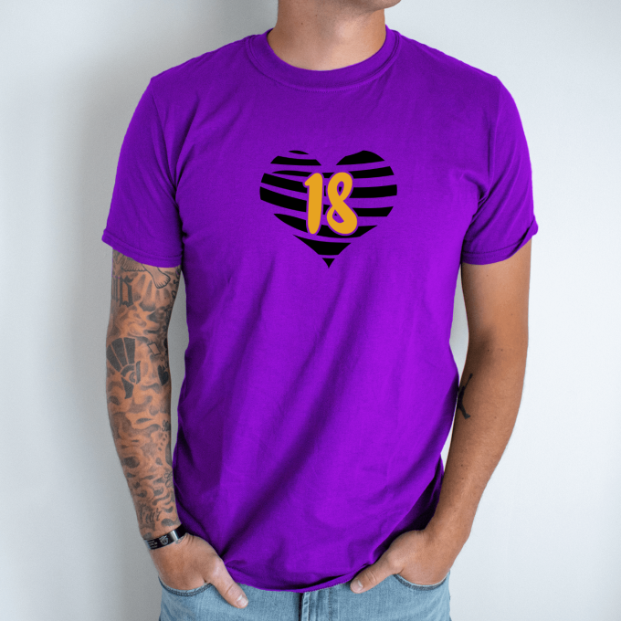 Unisex marškinėliai su spauda „18 Širdutė“ - Image 5