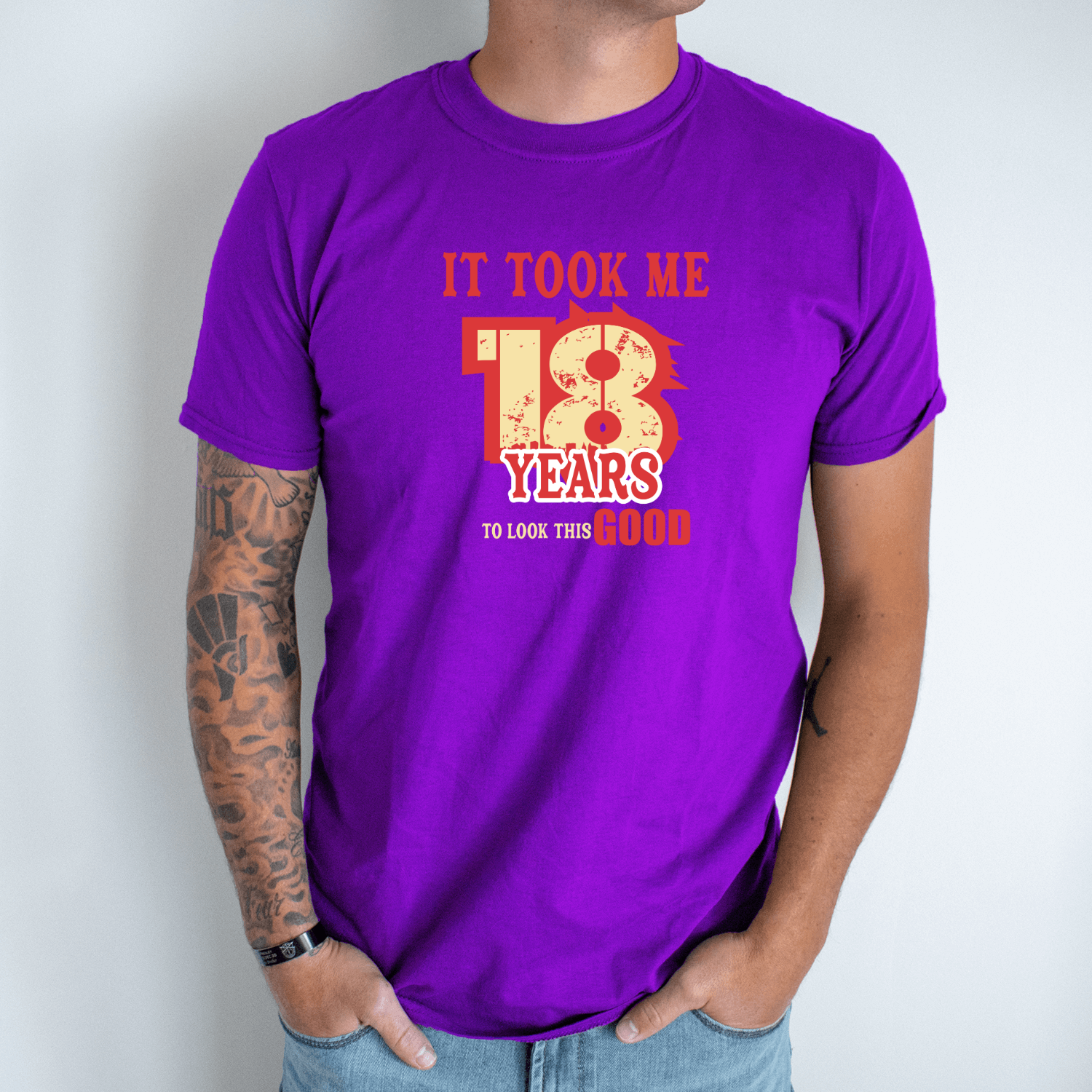 Unisex marškinėliai su spauda „I'm 18“ - Image 4