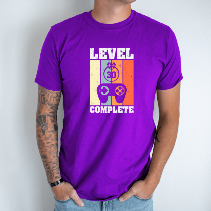 Unisex marškinėliai su spauda „Level 30 Complete“ - Image 4