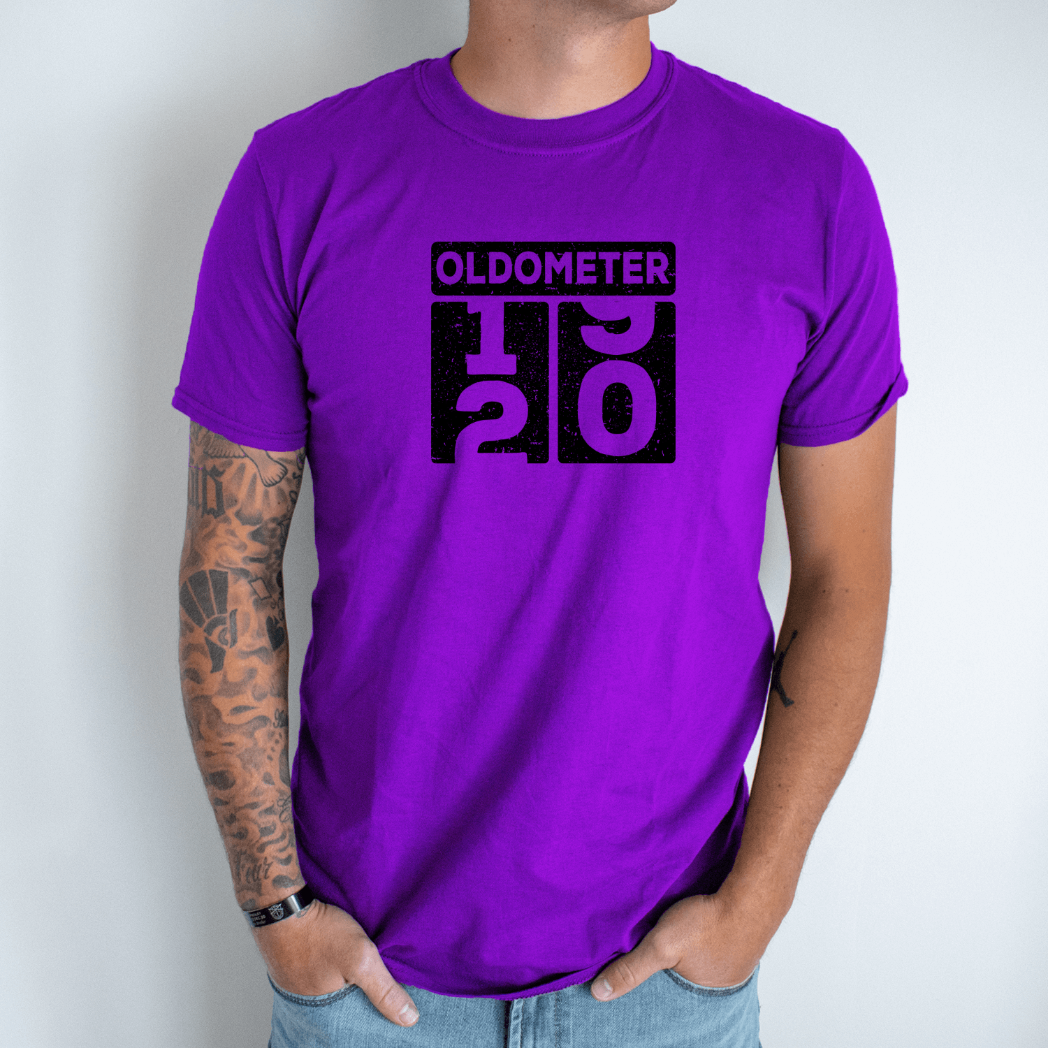 Unisex marškinėliai su spauda „Oldometer 20“ - Image 4