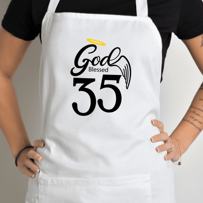 Balta prijuostė su spauda „Good blessed 35“