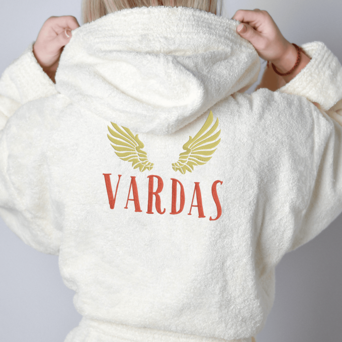 Siuvinėtas unisex chalatas „Jūsų vardas“ - Image 2