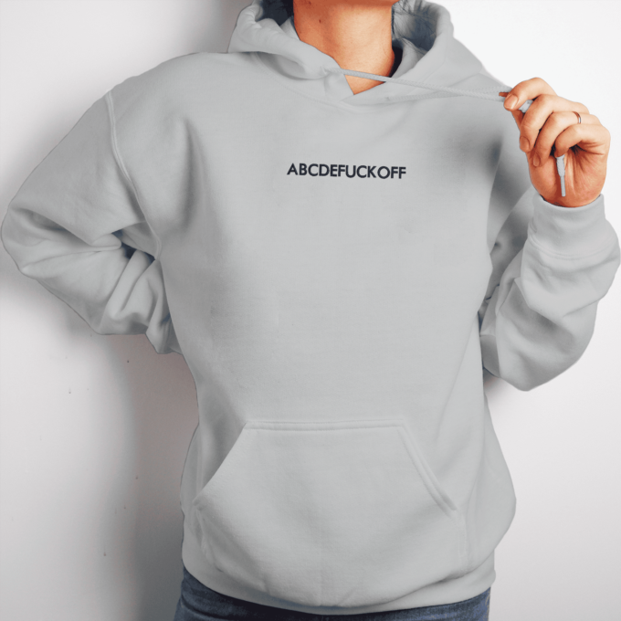 Siuvinėtas unisex džemperis „ABCDEFUCKOFF“ - Image 2