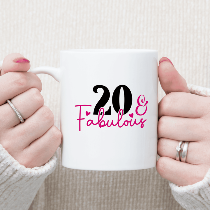 Puodelis „20 and fabulous“