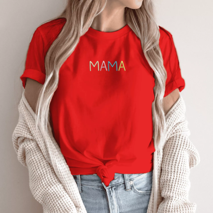 raudona-siuvineti-unisex-marskineliai-spalvota-mama