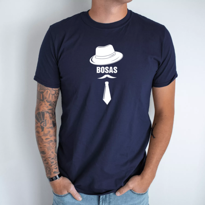 tamsiai-melyna-unisex-marskineliai-su-spauda-ponas-bosas
