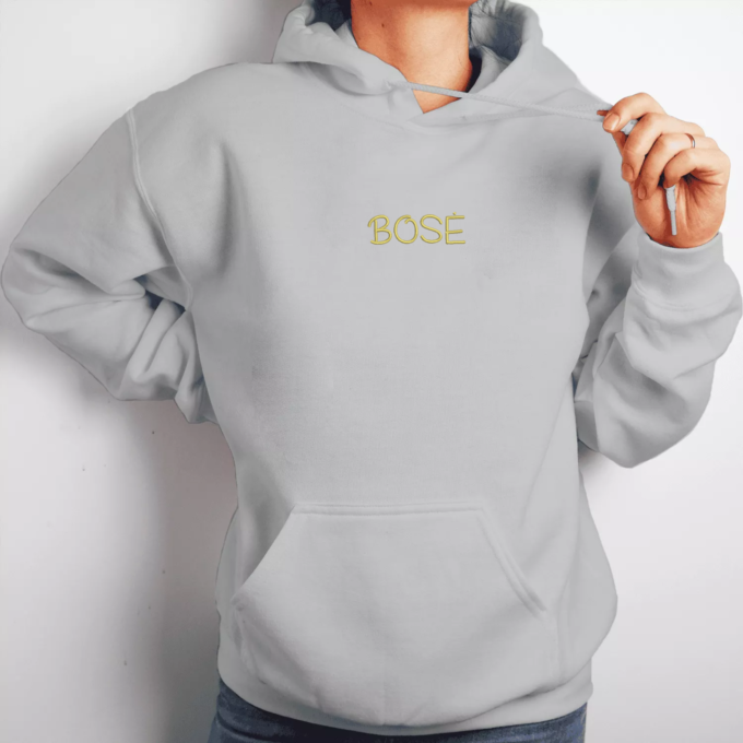 pilka-siuvinetas-unisex-dzemperis-bose