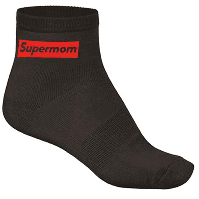 Kojinės su spauda „Supermom“ - Image 2