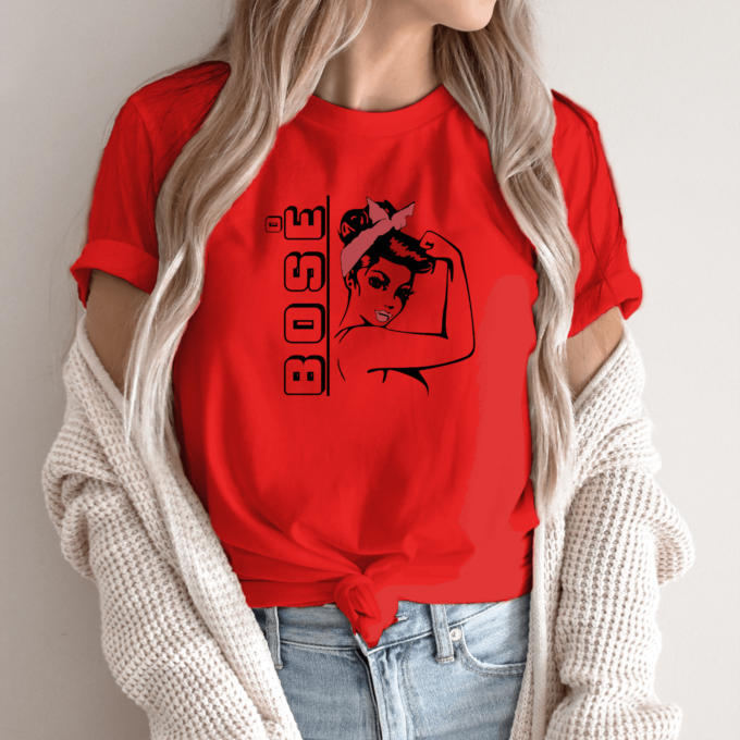 Unisex marškinėliai su spauda „Bosė“ - Image 4