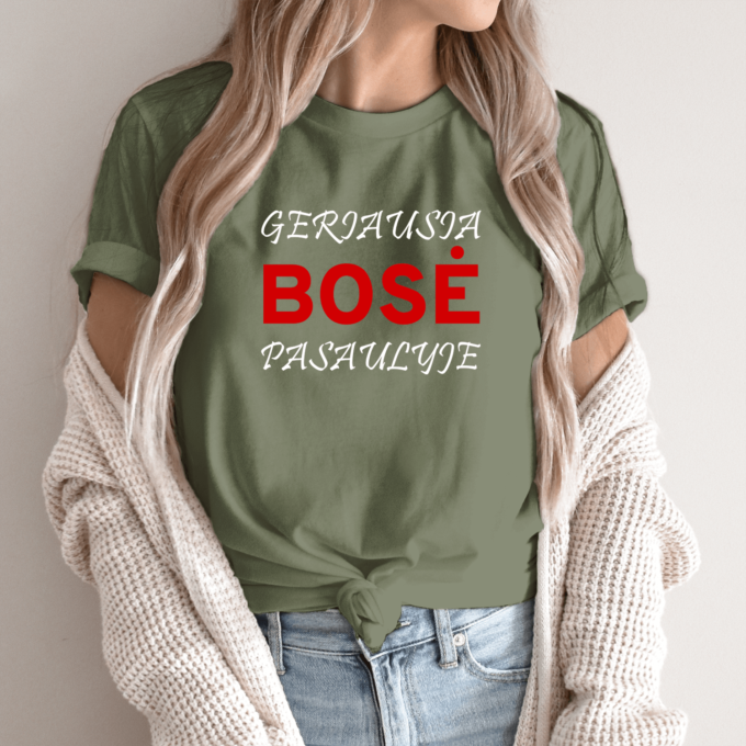 Unisex marškinėliai su spauda „Geriausia bosė pasaulyje“ - Image 3