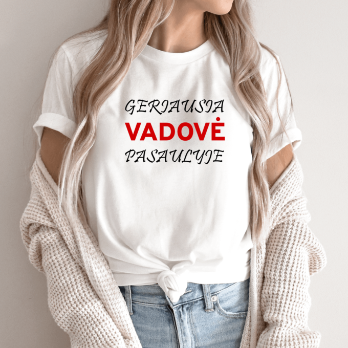 Unisex marškinėliai su spauda „Geriausia vadovė pasaulyje“ - Image 5