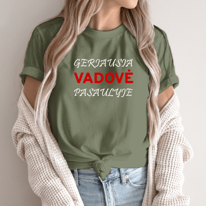 Unisex marškinėliai su spauda „Geriausia vadovė pasaulyje“ - Image 4
