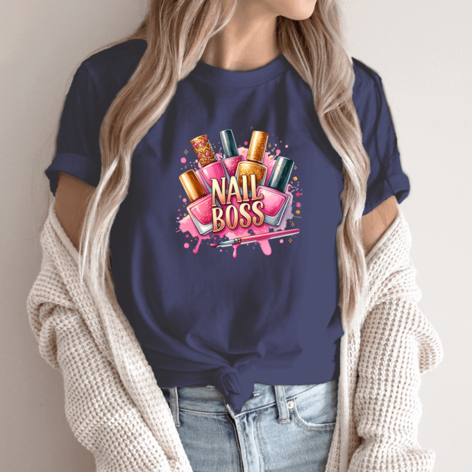 Unisex marškinėliai su spauda „Nail boss“ - Image 3