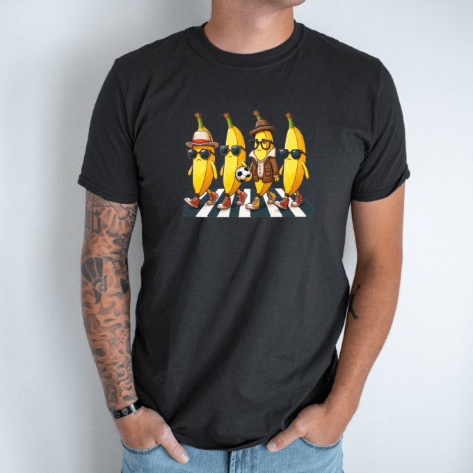 Unisex marškinėliai su spauda „Bananai, futbolo gerbėjai“ - Image 6
