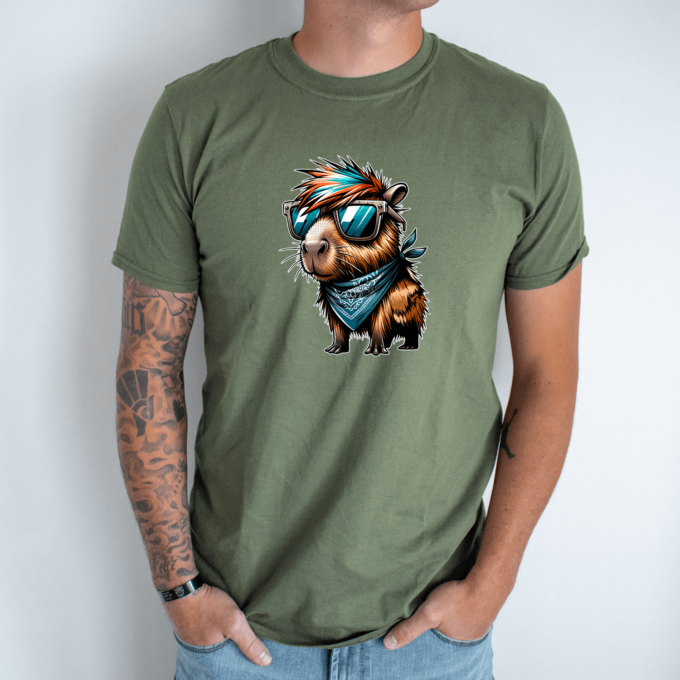 Unisex marškinėliai su spauda „Capybara Pankas“ - Image 7