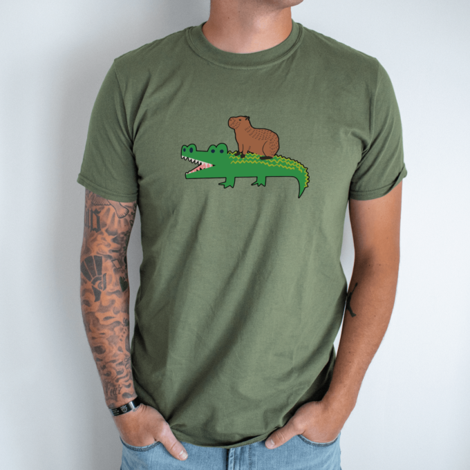 Unisex marškinėliai su spauda „Capybara valdovas“ - Image 2