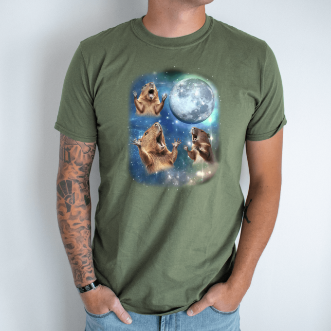 Unisex marškinėliai su spauda „Capybara mėnulis“ - Image 2