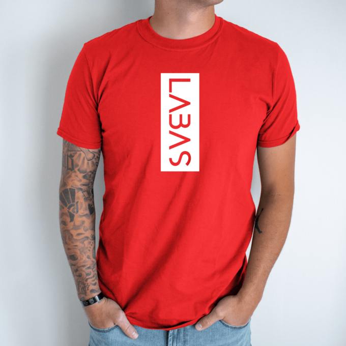 Unisex marškinėliai su spauda „Vertikalus baltas užrašas LABAS“ - Image 7